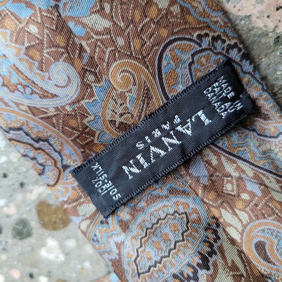 3/$20 - Lanvin Paris 100% Silk Tie - Picture 3 of 4